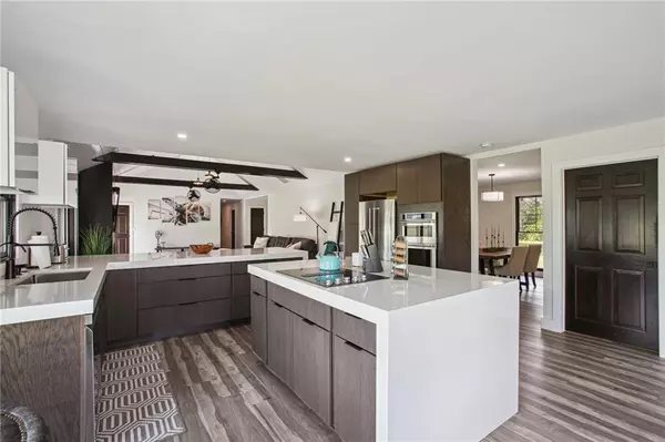 Fayetteville, GA 30215,120 Red Fox RUN