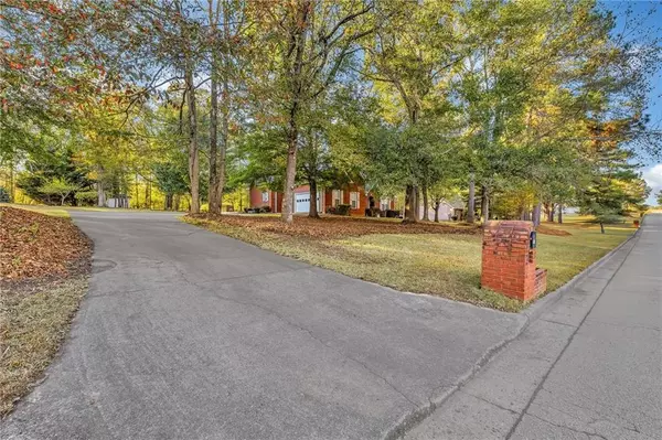 Hampton, GA 30228,121 TURNER CREEK DR