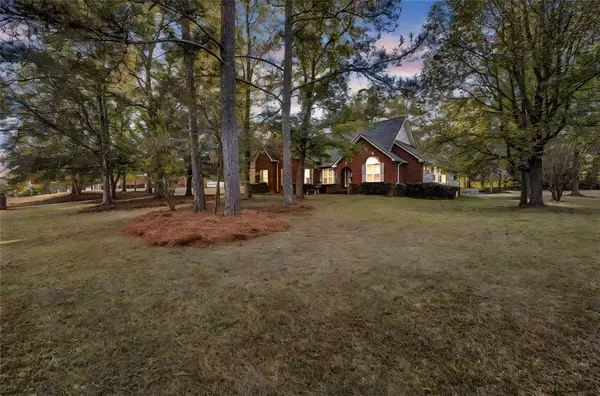 Hampton, GA 30228,121 TURNER CREEK DR