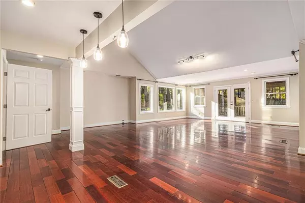 Marietta, GA 30062,3297 Post Oak Tritt RD