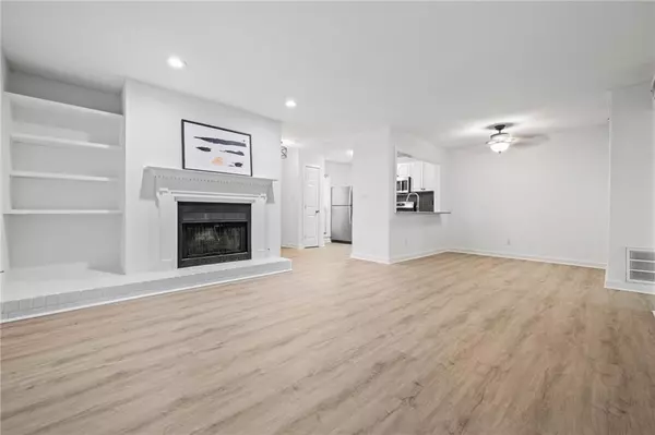 102 River Run DR, Atlanta, GA 30350