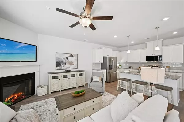 Woodstock, GA 30189,423 Lanier CIR