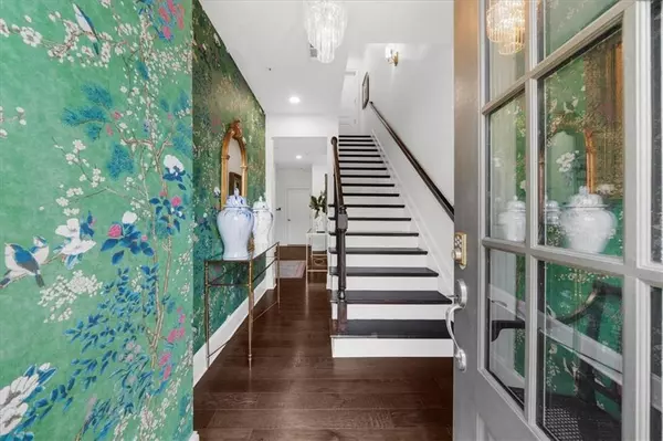 Atlanta, GA 30328,6645 Cadence BLVD