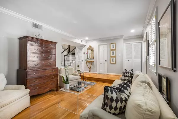 Atlanta, GA 30342,4620 Wieuca RD NE #52