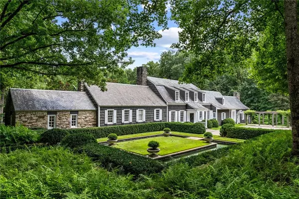 Atlanta, GA 30327,1727 W Paces Ferry RD NW