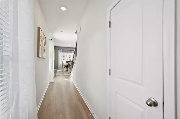 Woodstock, GA 30189,374 Lanier CIR