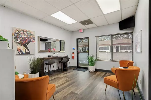 Decatur, GA 30032,4292-A Memorial DR