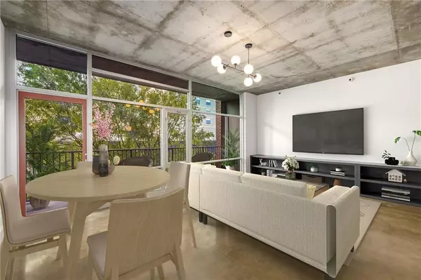 Atlanta, GA 30308,845 Spring ST NW #221