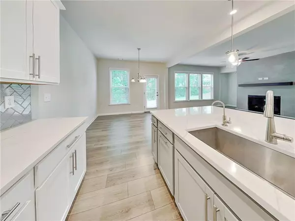 Cumming, GA 30028,5940 Stargazer WAY