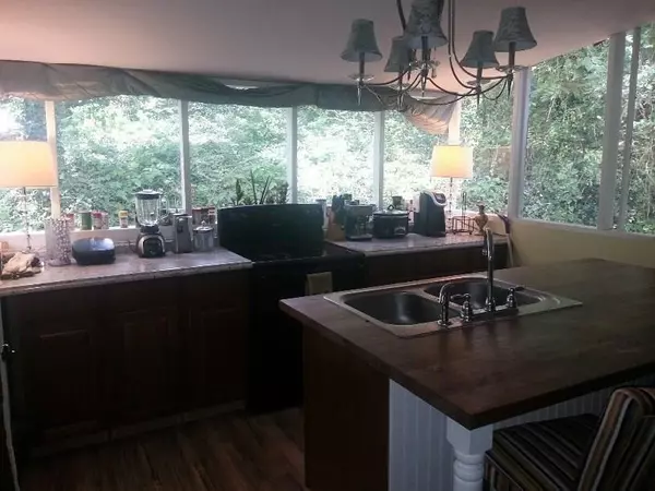 Rome, GA 30161,15 Roseway CIR NE