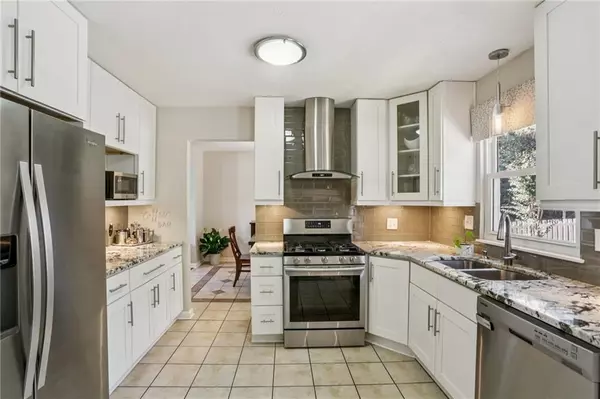 Roswell, GA 30076,680 Barrington Way