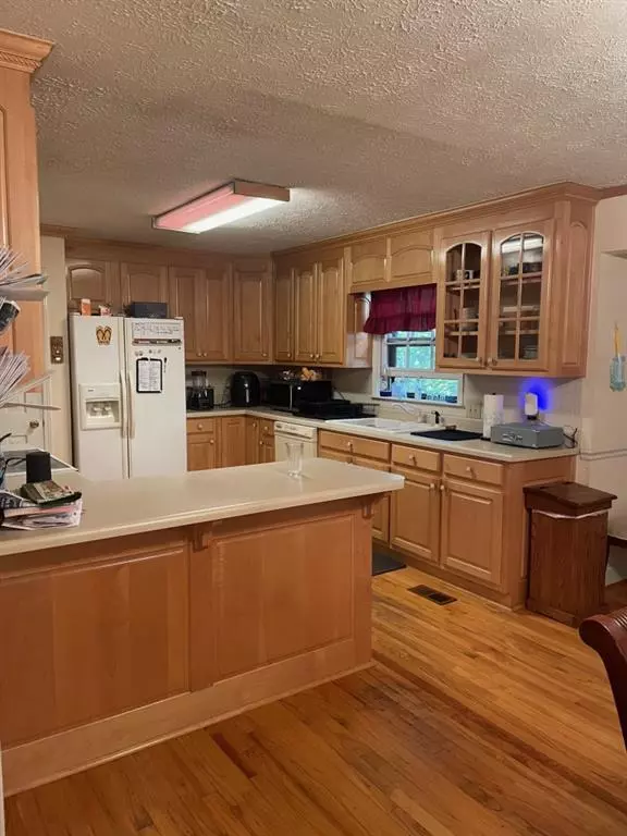 Dahlonega, GA 30533,490 North Hall RD