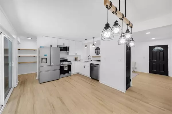 Clarkston, GA 30021,929 Creekdale DR