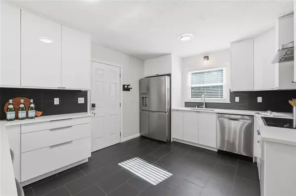 Decatur, GA 30032,3255 Columbia Woods DR