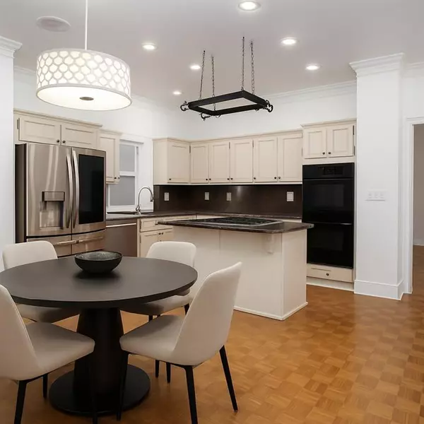 Atlanta, GA 30329,1320 Wildcliff Pkwy NE