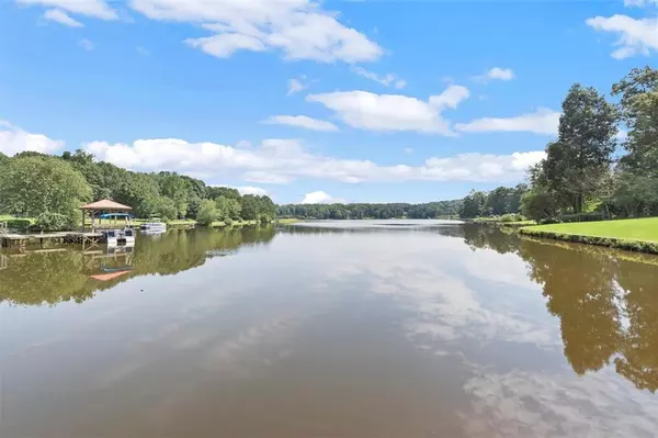 Covington, GA 30014,6212 Waters Edge DR