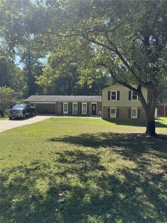 Lilburn, GA 30047,3222 MARTIN DR SW