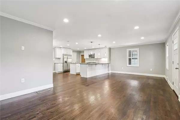 Decatur, GA 30033,2445 Woodridge DR