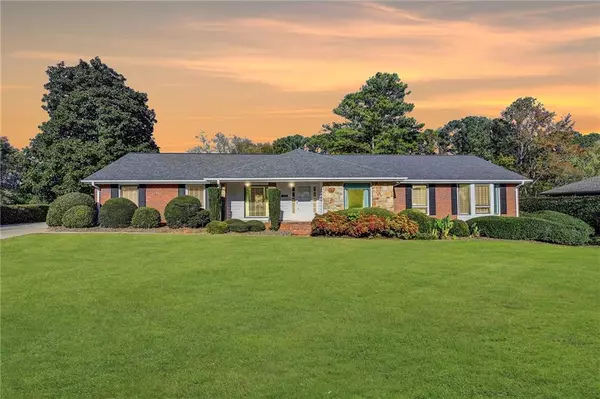 600 Rounsaville RD, Roswell, GA 30076