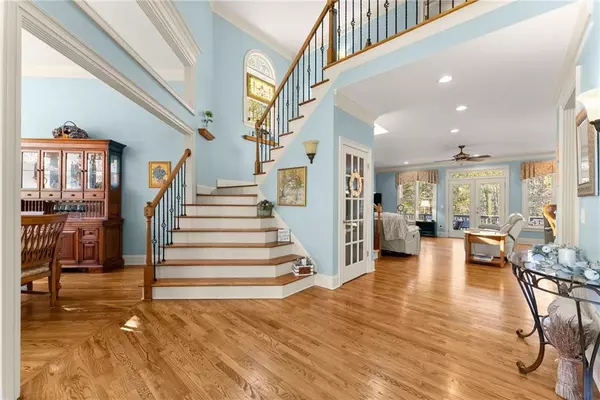 Buford, GA 30518,1930 Marina WAY