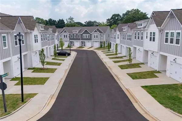 Gainesville, GA 30504,622 Shallowford RD #Carlisle