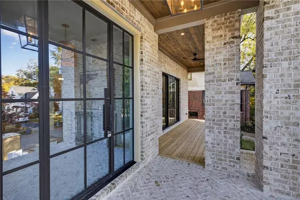 Atlanta, GA 30306,991 Courtenay DR NE