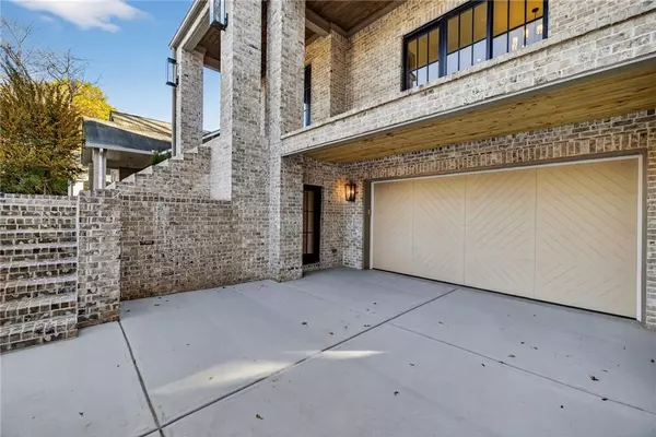 Atlanta, GA 30306,991 Courtenay DR NE