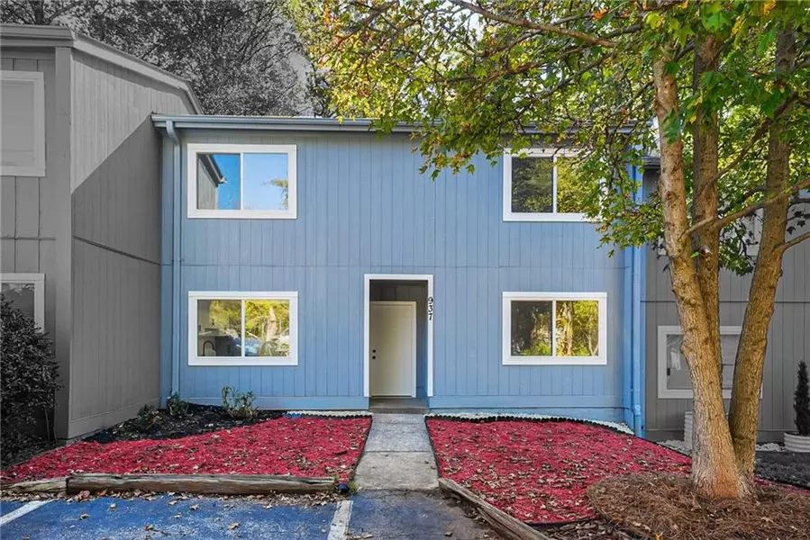 937 Pine Oak TRL, Austell, GA 30168