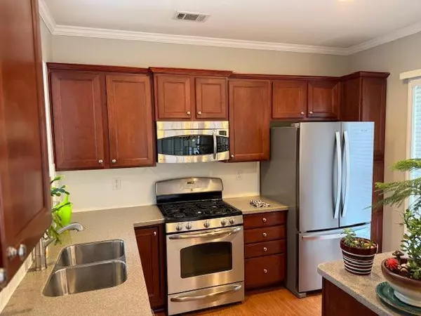 Hoschton, GA 30548,6212 LONGLEAF DR