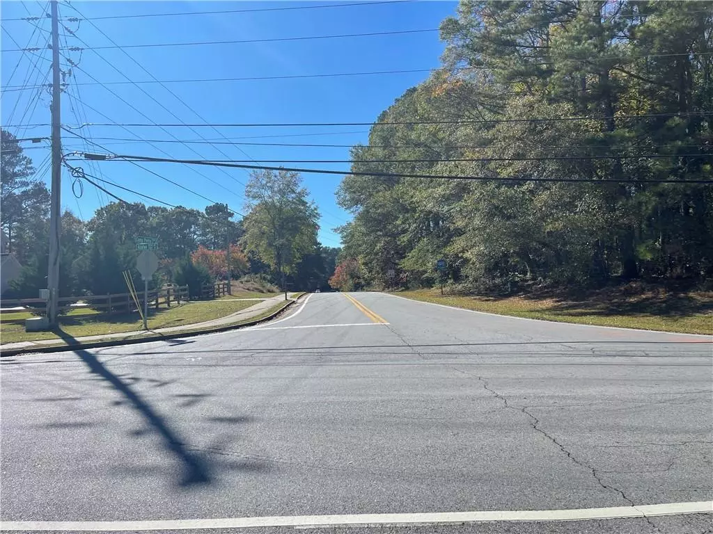 Lawrenceville, GA 30043,0 Azalea Dr and Camp Perrin Rd