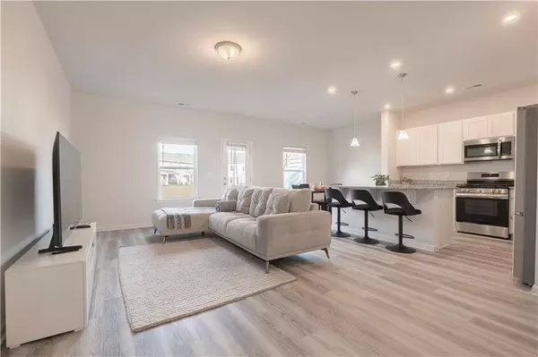 Sugar Hill, GA 30518,1135 Chastain DR