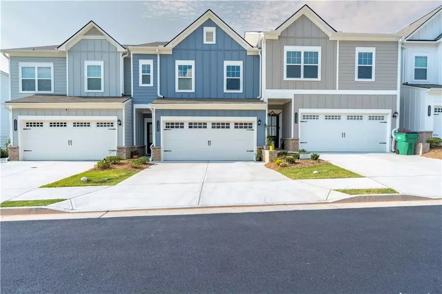 1135 Chastain DR, Sugar Hill, GA 30518