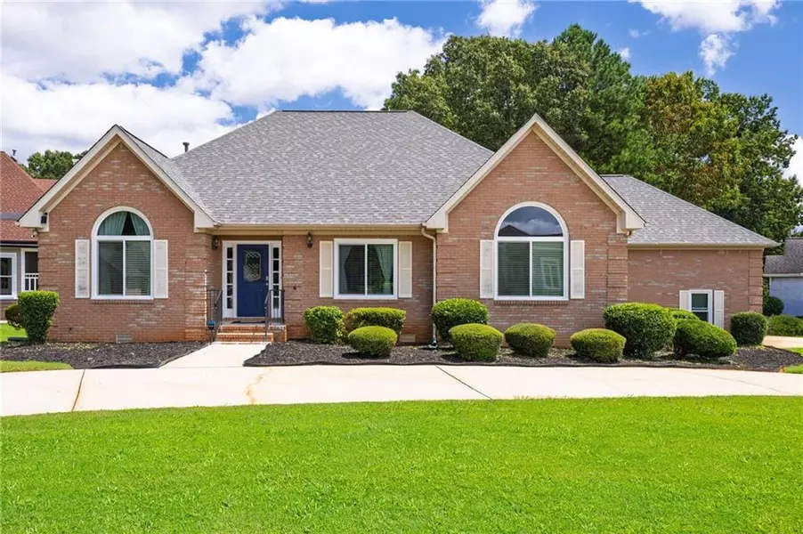 9396 Woodlawn DR, Douglasville, GA 30135