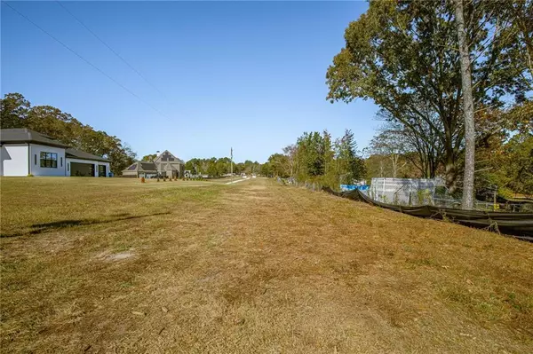 Auburn, GA 30011,335 Wages RD