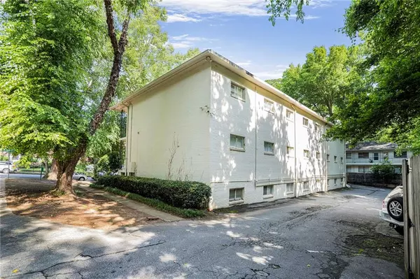 Atlanta, GA 30308,699 Argonne AVE NE #204