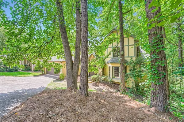 Roswell, GA 30075,110 Boulder DR