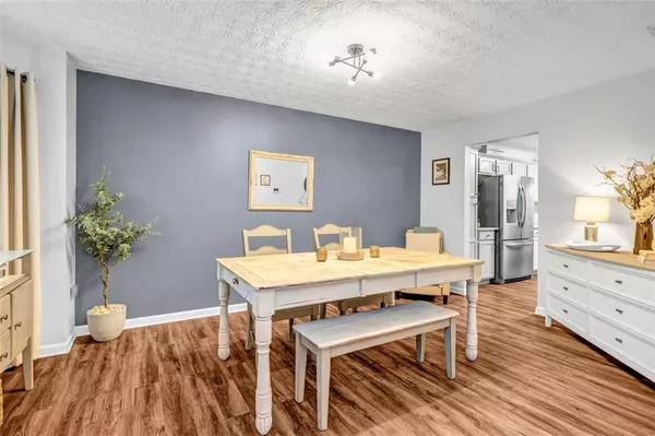 Suwanee, GA 30024,3941 OAK CROSSING DR