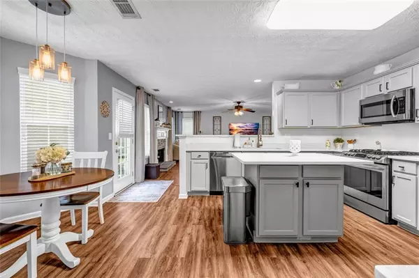 Suwanee, GA 30024,3941 OAK CROSSING DR