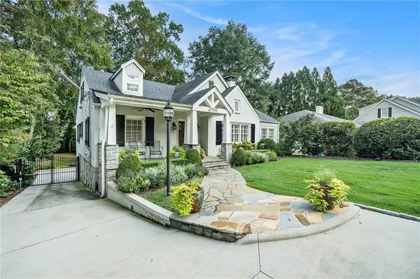 Atlanta, GA 30305,2707 Sharondale DR NE