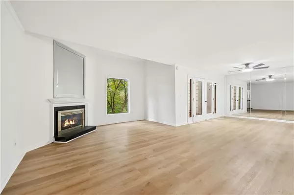 Atlanta, GA 30328,11 FORREST PL