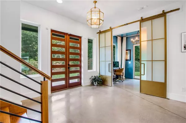 Woodstock, GA 30188,101 Henderson ST