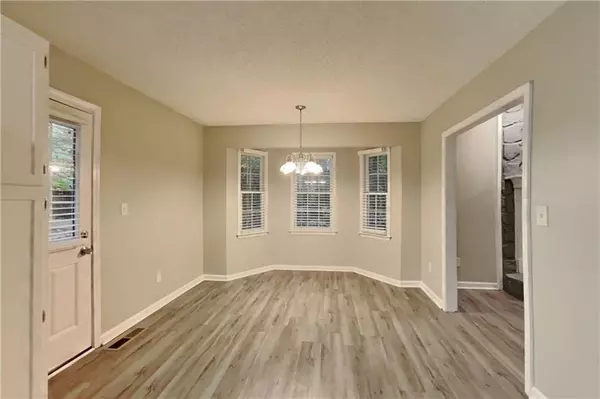 Douglasville, GA 30134,266 Grapevine DR