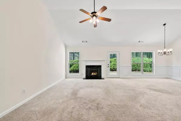 Auburn, GA 30011,738 York View DR