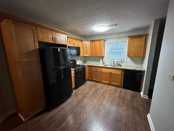 Norcross, GA 30093,963 Brooklyn CT