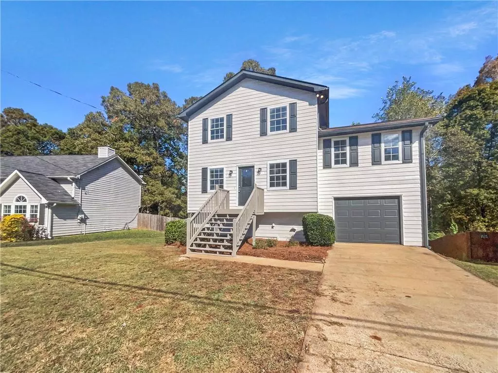 Canton, GA 30115,3714 Cherokee Overlook DR