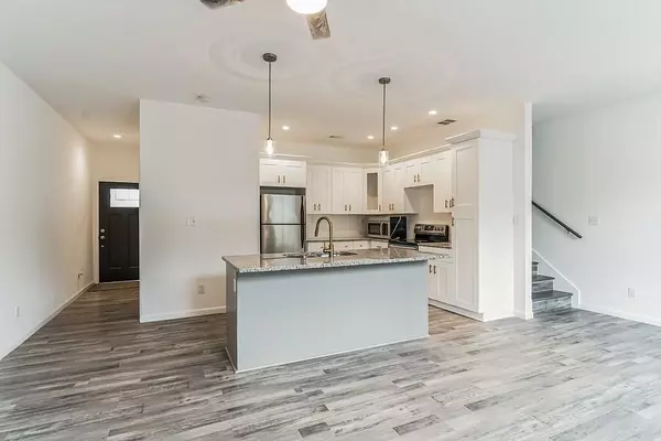 Stone Mountain, GA 30083,4011 Redan RD #6