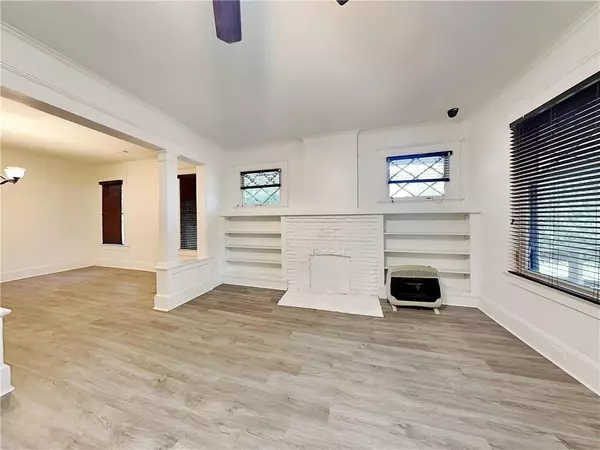 Atlanta, GA 30318,2390 Cross ST NW