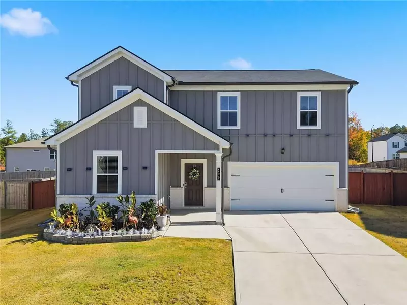 196 Summit Pointe DR, Dallas, GA 30132