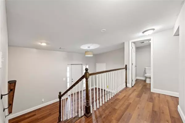 Atlanta, GA 30331,3480 HOGAN RD SW