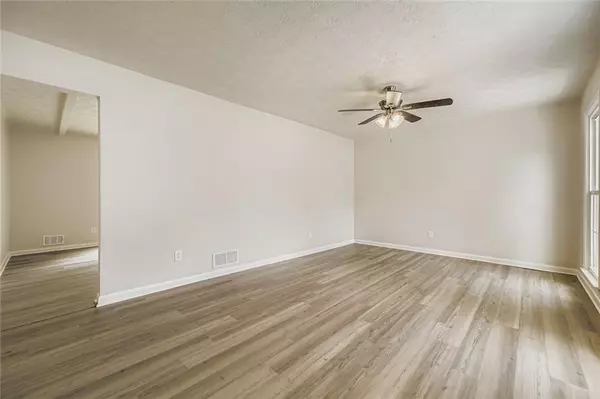 Riverdale, GA 30296,6678 Collier WAY